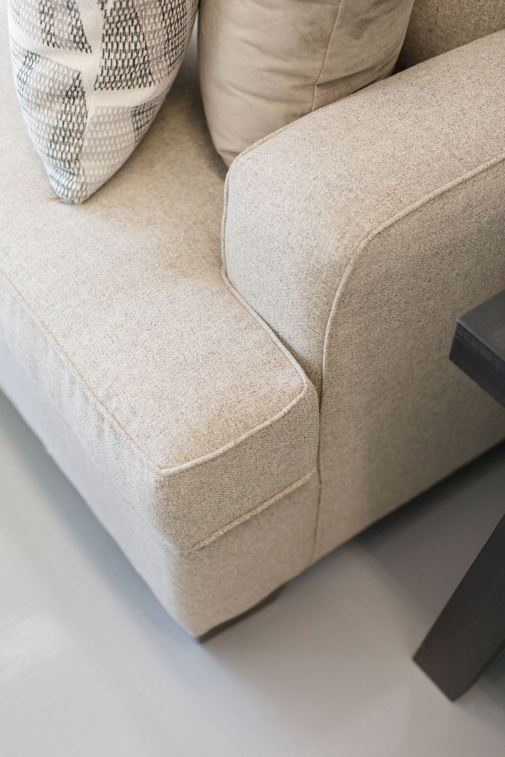 Sofa construction methods